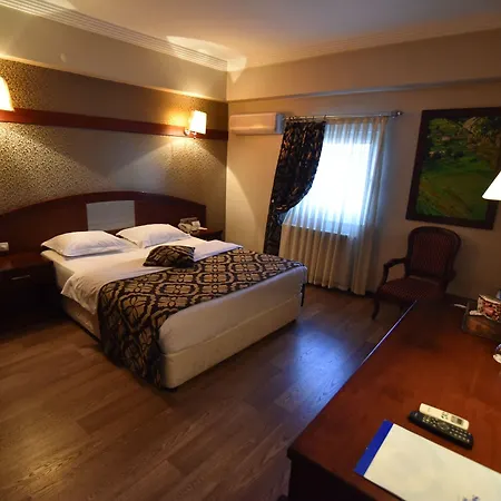 Saylamlar Готель Трабзон