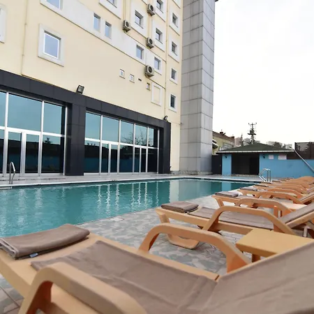 Saylamlar Готель