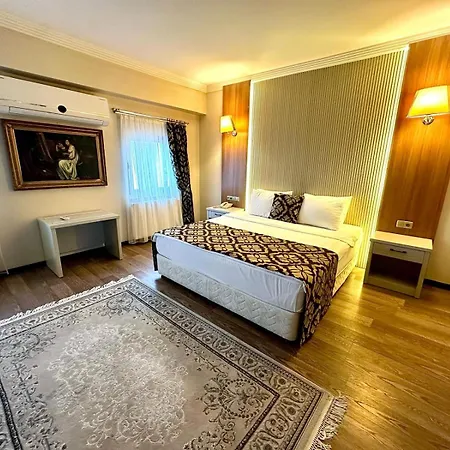 Ξενοδοχείο Saylamlar 4*