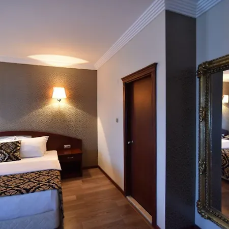 Ξενοδοχείο Saylamlar 4*